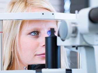 200 years of the eye clinic: Diseases of the retina can be predicted