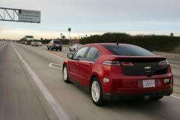 2013 Chevrolet Volt boosts EV range to 38 miles