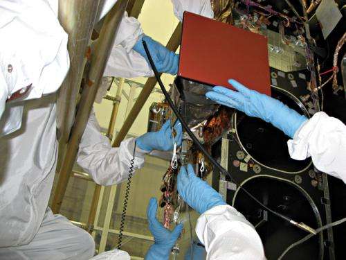 Lunar Reconnaissance Orbiter spectrometer detects helium in Moon's atmosphere