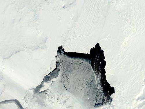 Antarctic rift subject of international attention