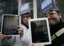 Apple fans buy iPad on 1st day, some wait hours (AP)