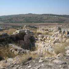 Desecrated ancient temple sheds light on early power struggles at Tel Beth-Shemesh