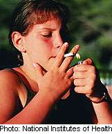 Fewer young americans smoking, survey finds