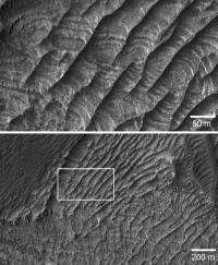 Geologists discover new class of landform -- on Mars