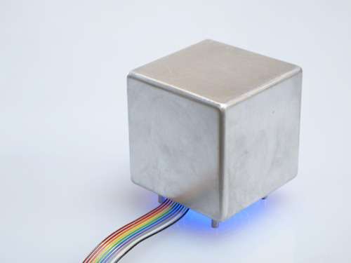 Haptic cube lets you feel tomorrow's temps