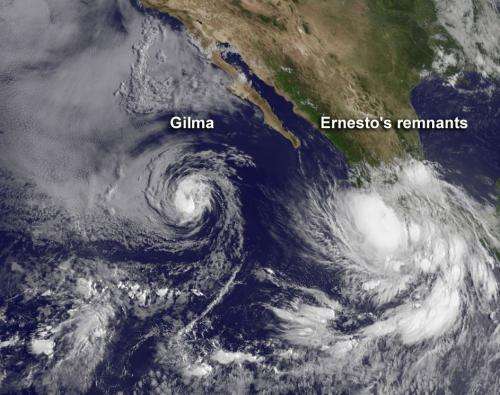 NASA sees 2 tropical cyclones in Eastern Pacific