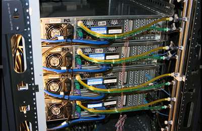 New server cooling technology deployed in pilot program at Calit2