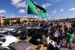 Not simply a party: Tailgaters contribute to team victory and even university brand, new study shows