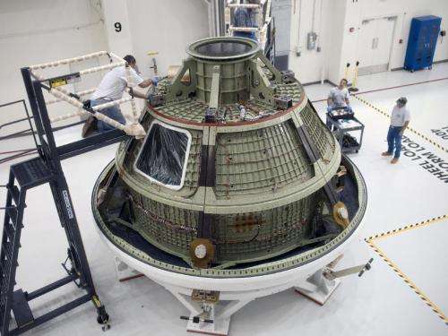 Orion ground test vehicle arrives at Kennedy