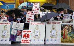 Protests as Ireland's 1st abortion clinic opens