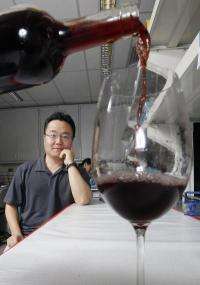 Red wine, fruit compound could help block fat cell formation