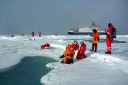 Research vessel Polarstern returns with new findings from the Central Arctic during the 2012 ice minimum