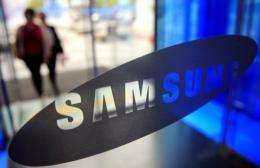 Samsung Electronics said Friday it expects a record operating profit in the fourth quarter of 5.2 trillion won