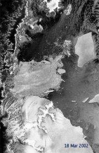 Satellite observes rapid ice shelf disintegration in Antarctic