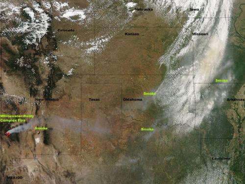 Smoke from Whitewater-Baldy complex fire affecting 6 states
