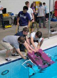 Students design underwater robot that does more than score points