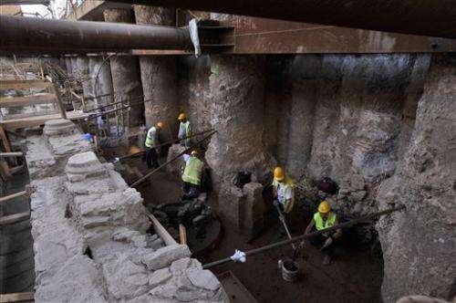 Subway work unearths ancient road in Greece