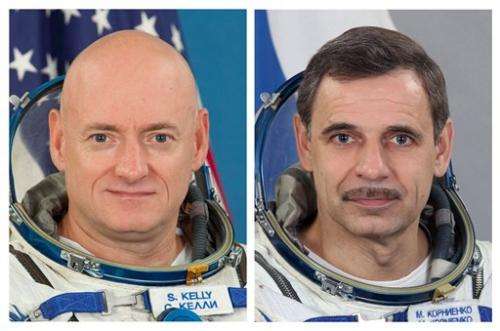 US twin astronaut, Russian to spend year in orbit