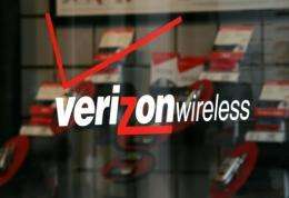 Verizon was approved to purchase wireless spectrum from three major cable television providers