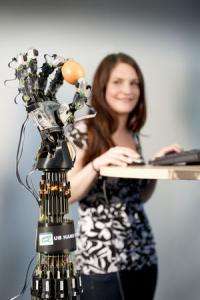 Whether grasping Easter eggs or glass bottles -- this robotic hand uses tact