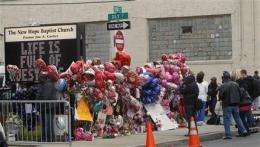 Whitney Houston fans to follow funeral on Internet (AP)