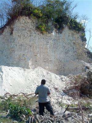 Builders bulldoze big Mayan pyramid in Belize