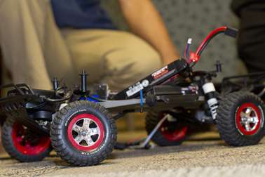 Robotic toy car drives engineering students' business venture