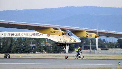Solar Impulse takes off from Mountain View, California on May 3, 2013
