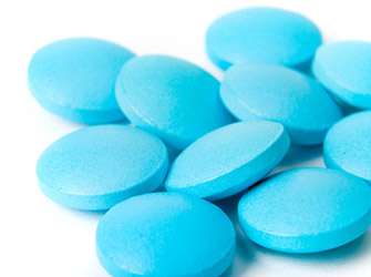 Study finds benefit to rapid drug licensing