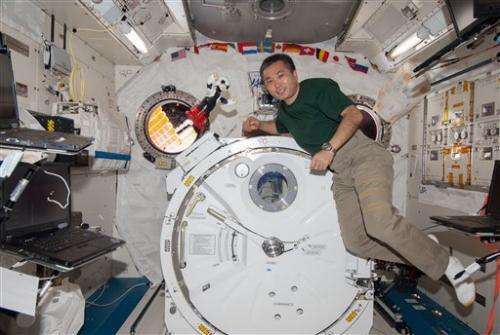 Japan robot chats with astronaut on space station