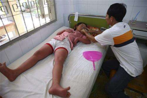 Vietnam releases dengue-blocking mosquito