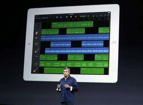 Apple unveils new Macs, iPad ahead of holidays