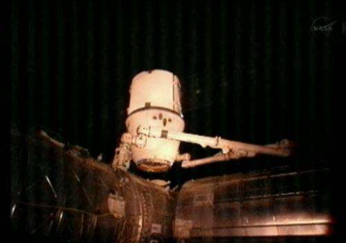 SpaceX Dragon cargo ship leaves space station