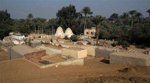 New cemetery endangers Egypt's ancient necropolis