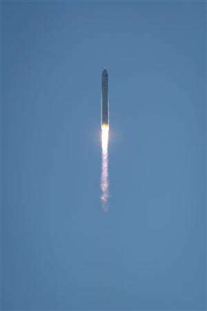 2nd private company rockets toward space station