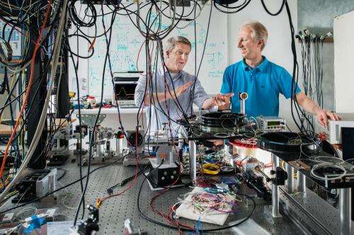 A path to compact, robust sources for ultrashort laser pulses
