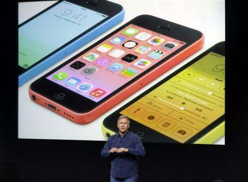 Apple's new iPhones simultaneously aim high, low