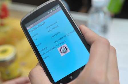 A smartphone app to verify halal products