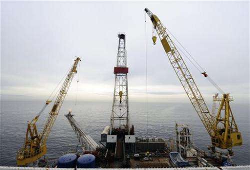 Calif. panel launches probe into offshore fracking