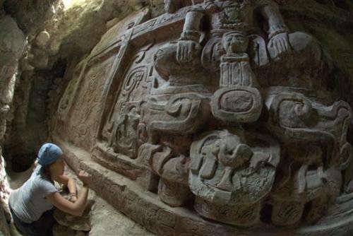 Guatemala: 'Extraordinary' Mayan frieze found