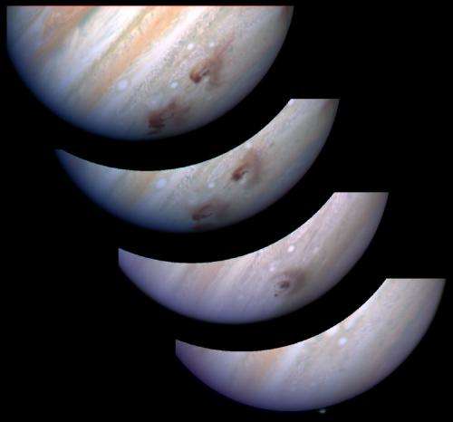 Herschel links Jupiter’s water to comet impact