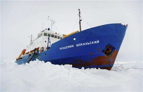 Icebound ship in Antarctica edges closer to rescue