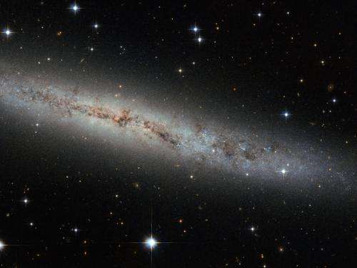 Image: Hubble eyes galaxy as flat as a pancake