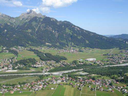 In search of the big questions: Conserving the European Alps