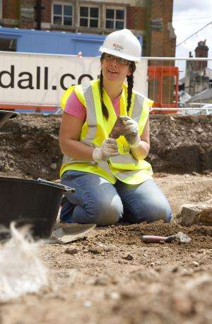 Interns describe ‘fantastic’ first week at Richard III dig site