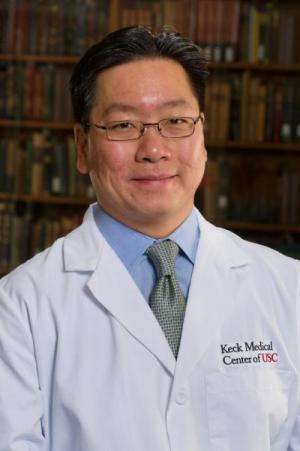 Keck Medicine physicians become first to implant epilepsy-controlling device