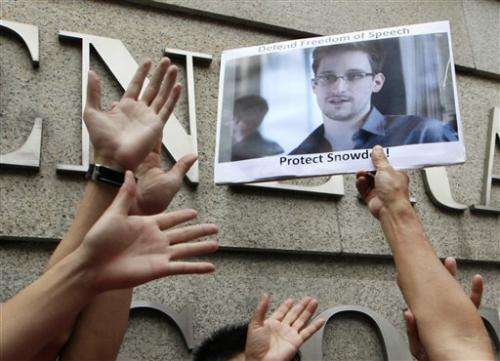Leaker Snowden alleges NSA hacking on China, world