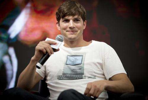 Lenovo hires Kutcher to design, pitch new tablet