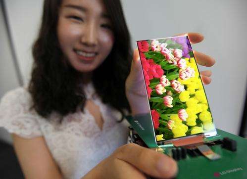 LG introduces world’s slimmest full HD LCD panel for smartphones