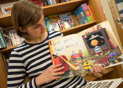 Measuring materialism in children's books
